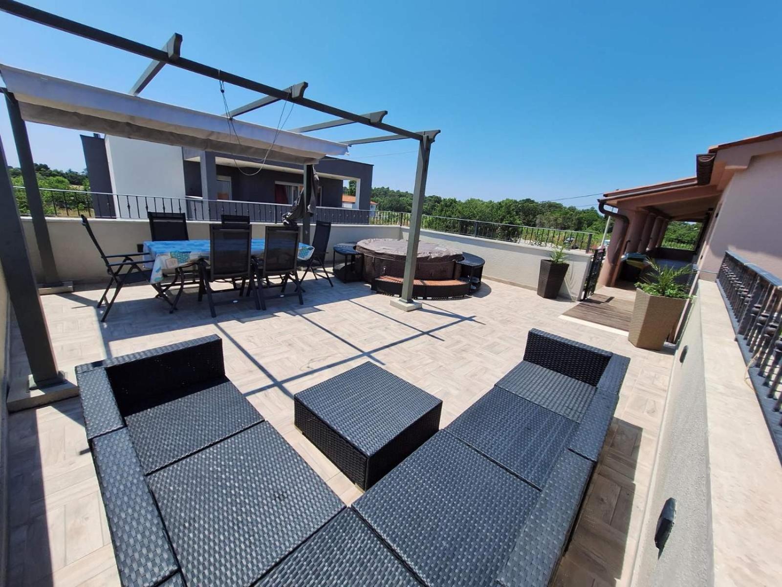 Apartments Ines Pula Exterior photo